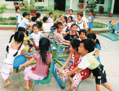 Kiểm tra, chấn chỉnh việc dạy ngoại ngữ trong các cơ sở giáo dục mầm non